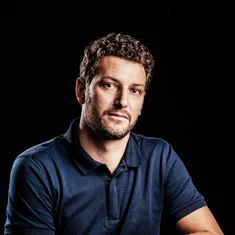 Elano Blumer
