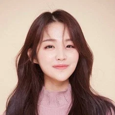 Han Yi Young