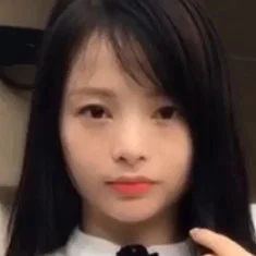 李玲