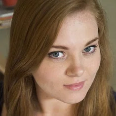 Lauren Ellis Steele