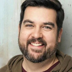 Piotr Michael