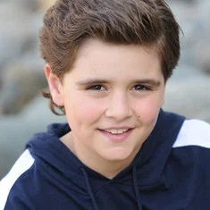 Мэнни Авина