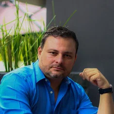 Hector Alfaro Dobles
