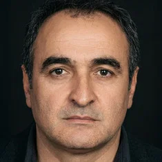 Alpay İzer