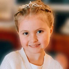 Адела Хешова