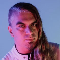 Daniel Estrin