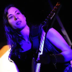Nili Brosh