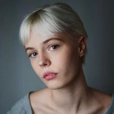 Элла Мэйси Первис
