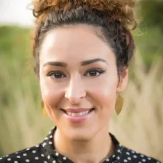 Sasha Ayad