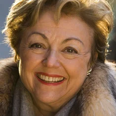 Évelyne Lever