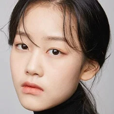 Park Yoon-young