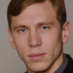 Алексей Ларионов