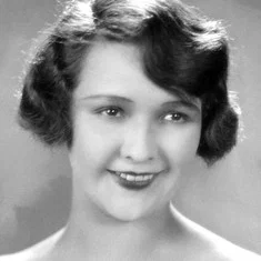 Dina Gralla