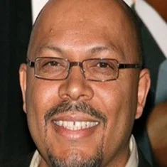 Robert Adetuyi