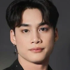 Plub Warawut Saengsriruang