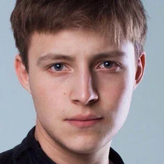Дмитрий Ломакин
