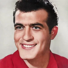 Fikret Hakan