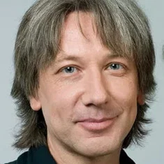 Алексей Весёлкин