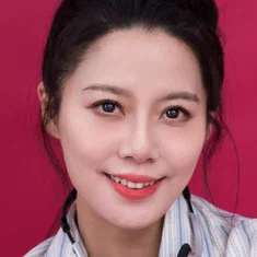 Yi Li