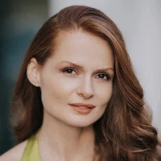 Elena Lander