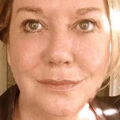 Nuala Quinn-Barton