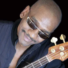 Victor Bailey