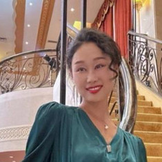 李芮