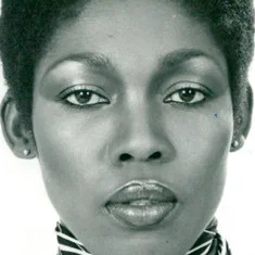 Della Finch
