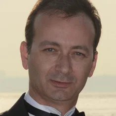 Dr. Ahmet Sönmez