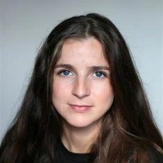 Esther Valding
