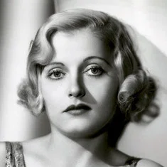 Louise Henry