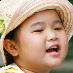 Kim Thư