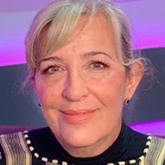Mónica Lozano