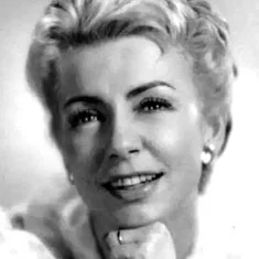 Élina Labourdette