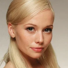 Елена Корикова