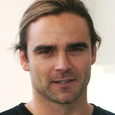 Dustin Clare
