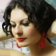 Elli Dadira