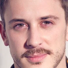Elio González