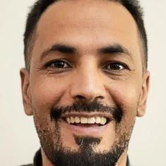 أحمد حجر