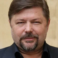 Вадим Романов