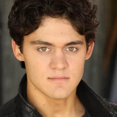 Layton Khan