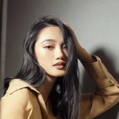 Quynh Anh Nguyen