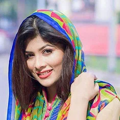 Mumtaheena Toya