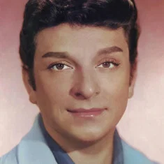 Zeki Müren