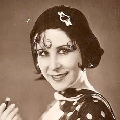 Amelia Muñoz