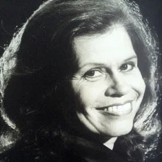 Cacilda Lanuza