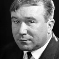 Юрий Медведев