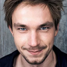 Александр Петров