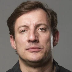 Олег Сурнов