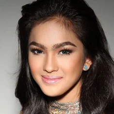 Nurul Elfira Loy